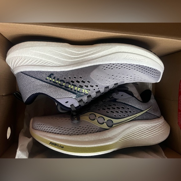 SAUCONY RIDE 17     8,5 US - Picture 2 of 3